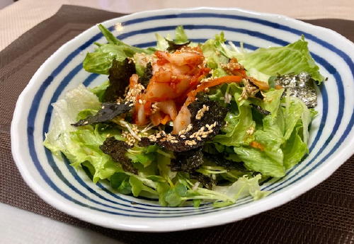 今日のキムチ料理レシピ：レタスのキムチサラダ