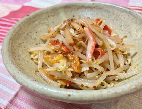 今日のキムチ料理レシピ：もやしとカニカマのキムチマスタード和え