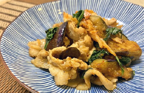今日のキムチ料理レシピ：豚肉と茄子のキムチ大葉炒め