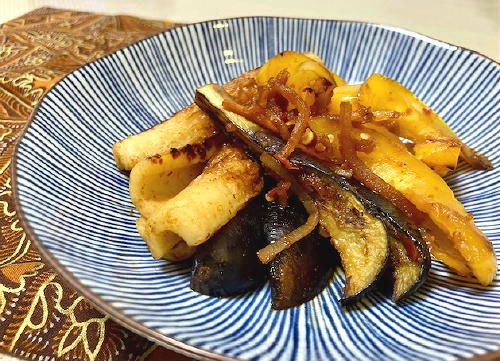 今日のキムチ料理レシピ：茄子とちくわのピリ辛煮