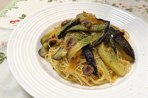 今日のキムチ料理レシピ：茄子とキムチのパスタ