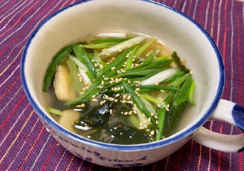 今日のキムチ料理レシピ：ねぎとキムチのかんたんスープ