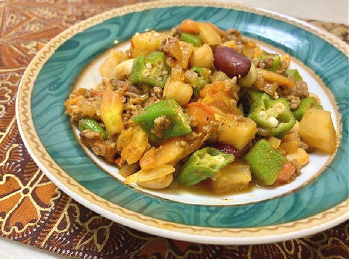 今日のキムチレシピ：夏野菜と大根キムチのひき肉カレー炒め