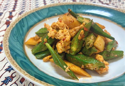 今日のキムチレシピ：オクラと大根キムチのひき肉炒め
