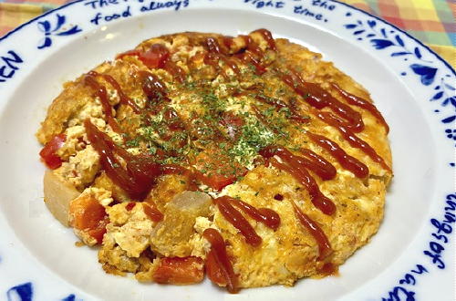 今日のキムチレシピ：豆腐とツナのキムチオムレツ