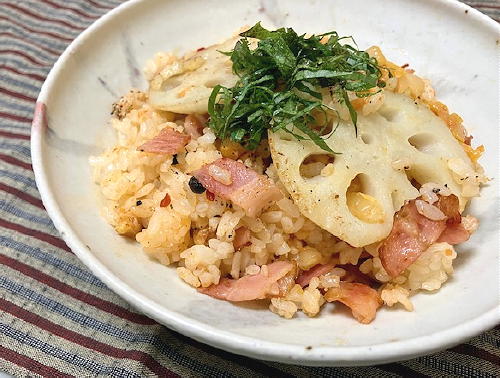 今日のキムチ料理レシピ：ベーコンとレンコンのキムチご飯