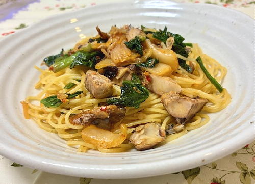 今日のキムチ料理レシピ：サバとほうれん草のキムチパスタ