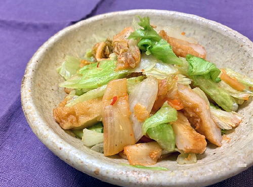今日のキムチ料理レシピ：さつま揚げとレタスのキムチ和え