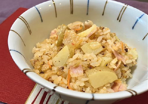 今日のキムチ料理レシピ：新じゃがとキムチの炊き込みご飯