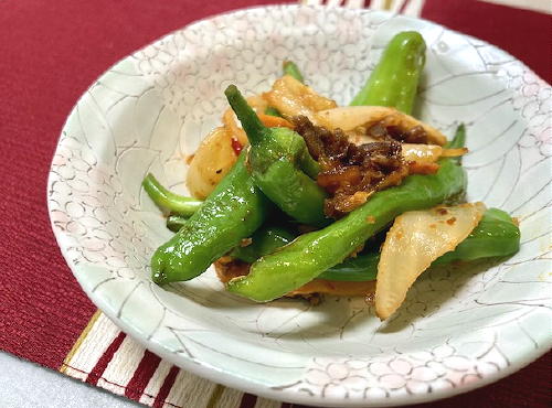 今日のキムチ料理レシピ：ししとうとキムチのアンチョビ炒め