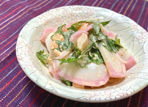 今日のキムチ料理レシピ：かまぼこのキムチ大葉和え