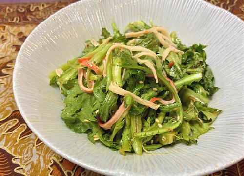 今日のキムチ料理レシピ：春菊とカニカマのピリ辛和え