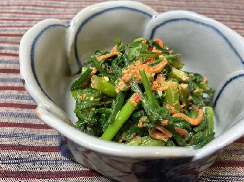 今日のキムチ料理レシピ：春菊のキムチマヨ和え