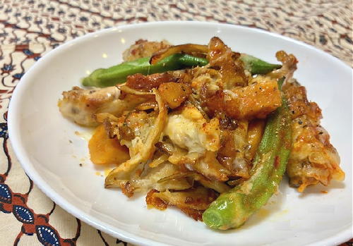 今日のキムチレシピ：手羽中とオクラのキムチチーズ炒め