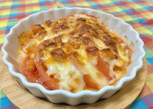 今日のキムチレシピ：トマトのキムチチーズ焼き