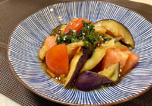 今日のキムチ料理レシピ：茄子とトマトのキムチ和え