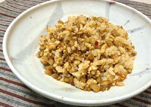 今日のキムチ料理レシピ：鶏ごぼうのピリ辛玄米ごはん