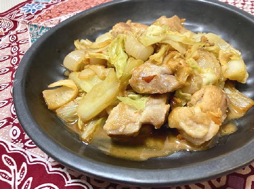 今日のキムチ料理レシピ：鶏肉とキャベツとキムチのチーズ焼き