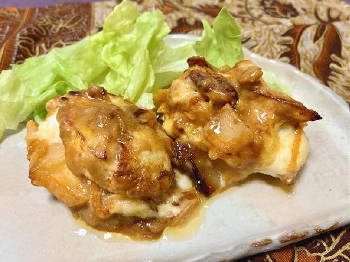 今日のキムチ料理レシピ：鶏肉のキムチ味噌チーズ焼き