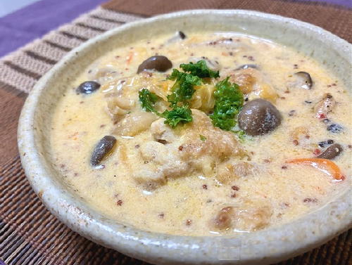 今日のキムチ料理レシピ：鶏肉とキムチのマスタードクリーム煮