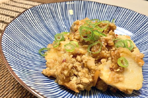 今日のキムチ料理レシピ：サトイモのキムチひき肉あん