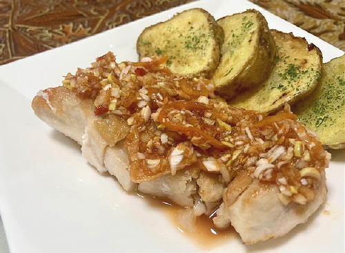 今日のキムチ料理レシピ：鶏肉のピリ辛ネギソース