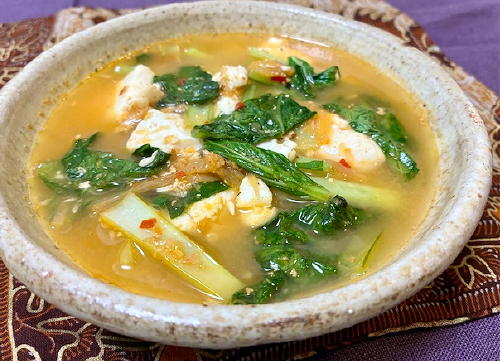 今日のキムチ料理レシピ：豆腐と小松菜のキムチ味噌汁