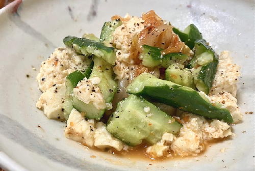今日のキムチ料理レシピ：豆腐と胡瓜のキムチ和え