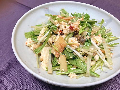 今日のキムチ料理レシピ：水菜とキムチの豆腐サラダ