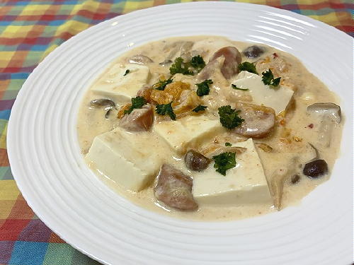 今日のキムチ料理レシピ：豆腐のキムチクリーム煮