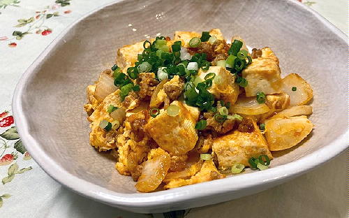 今日のキムチ料理レシピ：豆腐のピリ辛卵とじ