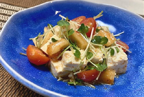 今日のキムチレシピ：豆腐とトマトと大根キムチのごま酢和え