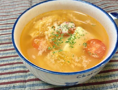 今日のキムチ料理レシピ：豆腐とツナのキムチスープ