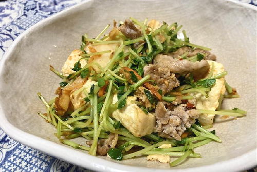 今日のキムチ料理レシピ：豚肉と豆腐のキムチ炒め