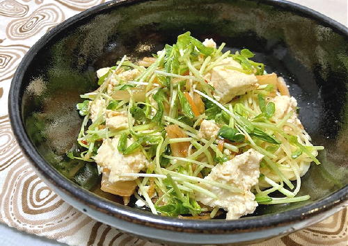 今日のキムチ料理レシピ：豆苗と豆腐のキムチパスタ